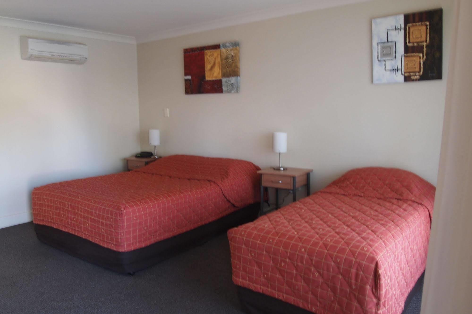 Alexander Cameron Suites Пенола Екстер'єр фото