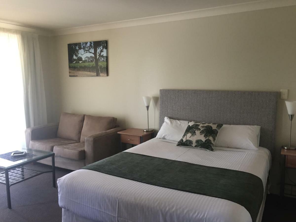 Alexander Cameron Suites Пенола Екстер'єр фото