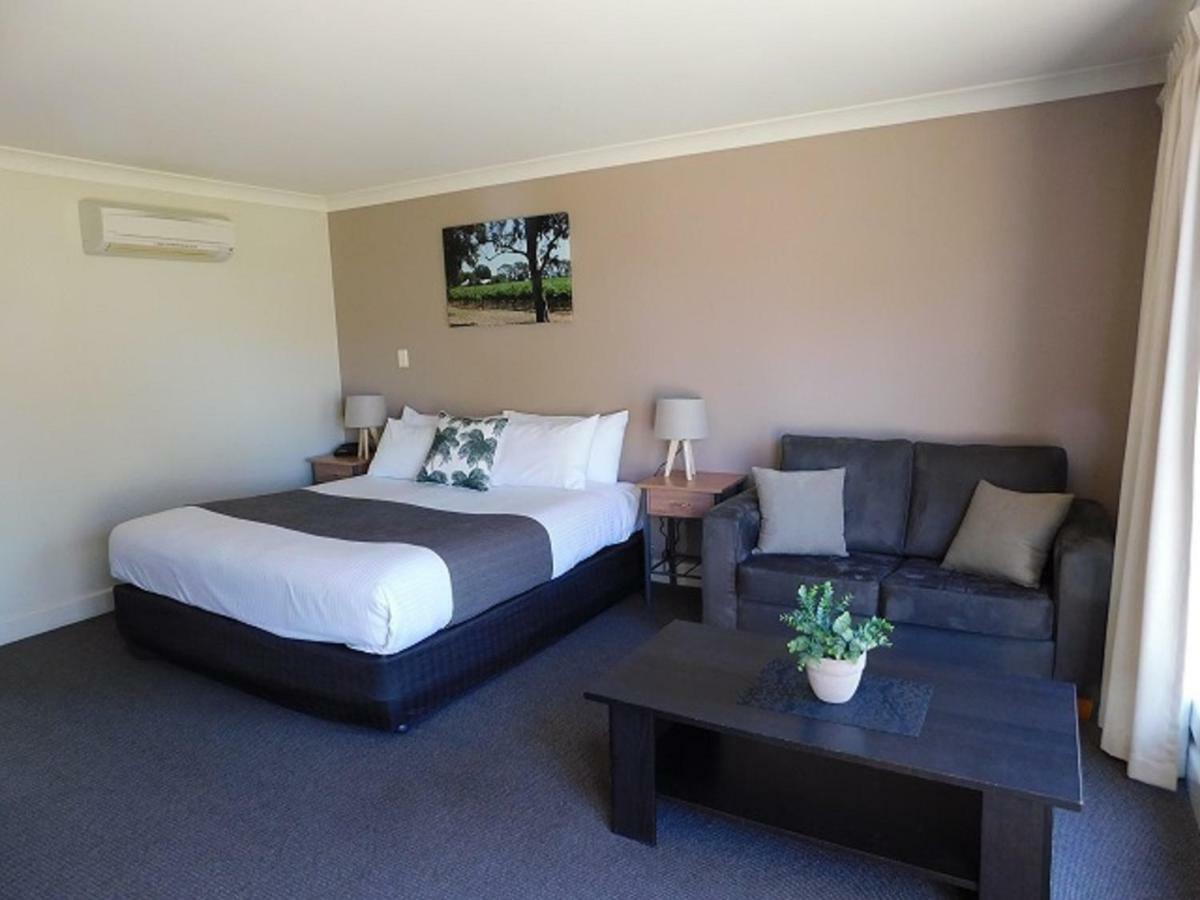 Alexander Cameron Suites Пенола Екстер'єр фото
